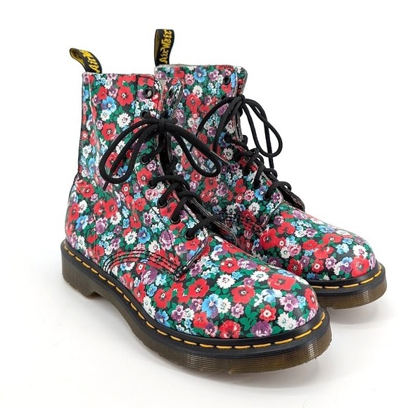 Dr. Martens Shoes - NWOT Dr. Martens Pascal Floral Print Leather Lace Up Boots Size 9 US L